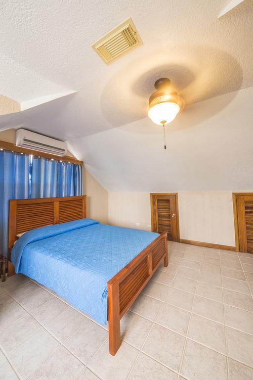 Casa Brisa Guest House Сан Педро Екстериор снимка
